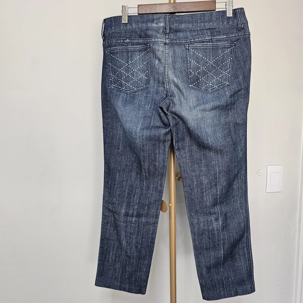 Classic Blue Women's Jeans‎